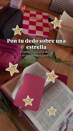 1️⃣ 🌿 Isaías 58:11 (NTV) “El Señor te guiará continuamente, te dará agua cuando tengas sequía y restaurará tus fuerzas. Serás como un huerto bien regado, como un manantial que siempre fluye.” ─────────────── 2️⃣ 🌅 Lamentaciones 3:22-23 (NTV) “El fiel amor del Señor nunca se acaba. Sus misericordias jamás terminan. Grande es su fidelidad; sus misericordias son nuevas cada mañana.” ─────────────── 3️⃣ 🤍 Isaías 41:13 (NTV) “Pues yo te sostengo de tu mano derecha —yo, el Señor tu Dios—. Y te digo