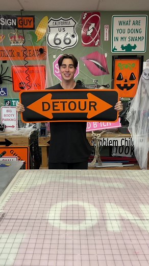 signguy’s signclass #work #asmr #signs #oddlysatasfying #foryou #fyp #signguy