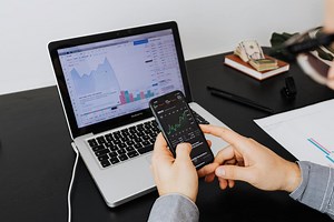 How to Beat Inflation with Investments: 8 Essential Money Making Tips