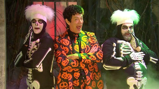 Tom Hanks Returns As David S. Pumpkins In Halloween Edition Of Saturday Night Live - SlashFilm