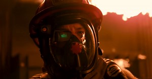 Edge-finding thermal HUD gives firefighters vision through heavy smoke