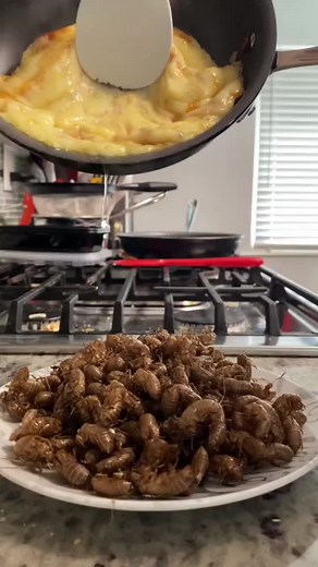 #stitch with @614lyfe in gasoline skinny jeans 🥰 #fypシ #nurse #CompleteMyLook