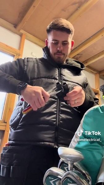 How to Install an Outdoor Floodlight Effectively