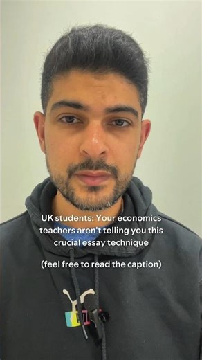 A-Level Economics essays can be challenging, but a clear structure helps 📚