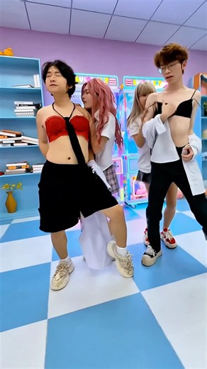 新来的女同学？！#shorts #cosplay #shortsfeed