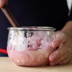 497K views · 87 reactions | Recipe >> https://greenhealthycooking.com/quick-pickled-shallots/ Quick pickled shallots are a delicious way to liven up any dish. In just minutes, these pickled shallots are incredibly easy to prepare. Then, just let the ingredients make their pickling magic! | Green Healthy Cooking | Facebook