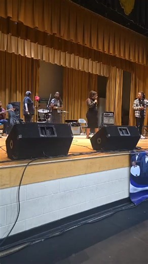God's Children singing in Manning, SC | ReRe and The Kids