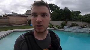 24 HOUR BOX FORT ZOMBIES ?? Zombies Vs Box Fort Boat Base!!