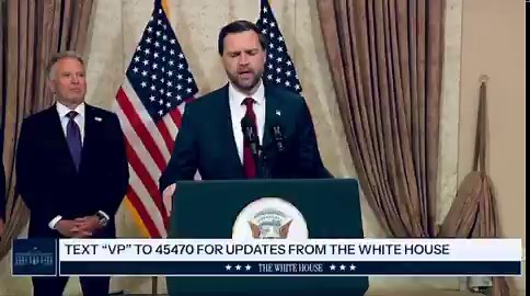 🚨🇺🇸🇮🇷🇵🇰 UPDATE: Pakistan is reportedly trying to convince the Americans to stay. Vance says the U.S. left a "final and best offer" on the table for Iran to accept. Trump was consulted "a half dozen, a dozen times" over 21 hours of talks.The U.S. walked out but might've left the door open.Source: NYT / GeoPoliticsWatch