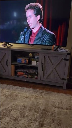 Seinfeld intro on stage The bus boy