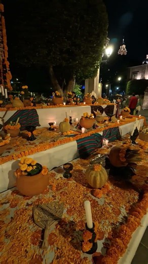 Morelia MICHOACAN y su decoración en día de Muertos #travel #tradiciones #michoacán