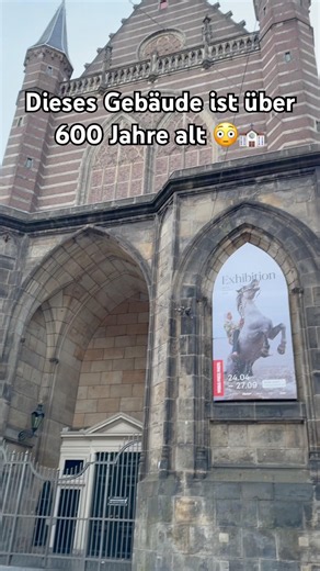 Dieses Gebäude ist über 600 Jahre alt 😳⛪ #travel #amsterdam #netherlands #viwes #viral #shorts