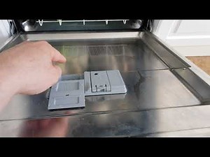 Посудомоечная машина встраиваемая Indesit DIF 04B1