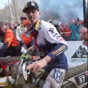 Billy Bolt Racing on Reels