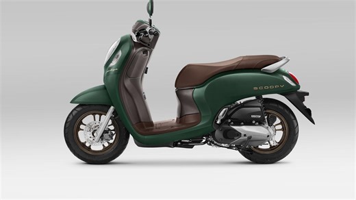 Harga dan Review Motor Honda Scoopy Terbaru April 2025