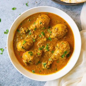 45K views · 88 reactions | Quick and Easy Chicken Korma, made in the Instant Pot or Pressure Cooker is a creamy and full of flavor! This recipe is a must-try! Get the RECIPE: https://pipingpotcurry.com/instant-pot-chicken-korma/ | Piping Pot Curry | Facebook