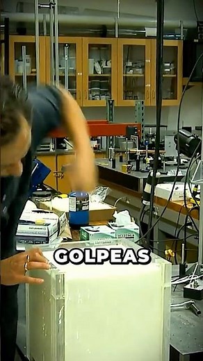 El Líquido Que Se Vuelve Piedra Al Golpearlo