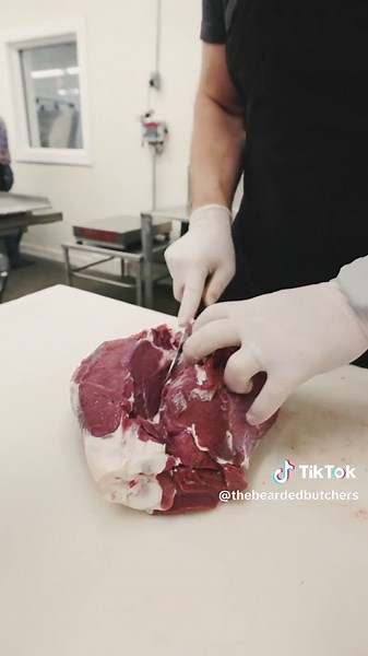 How to debone a deer roast. 🔪🦌 #foryou #fyp #meat #venison #deer #butcher #butchering #whitetaildeer #hunting #spices #thebeardedbutchers #deermeat