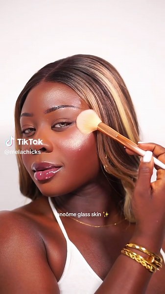 Lancôme Highlighter for Stunning Glass Skin