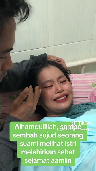 Perjuangan Ibu Melahirkan dengan Dukungan Suami