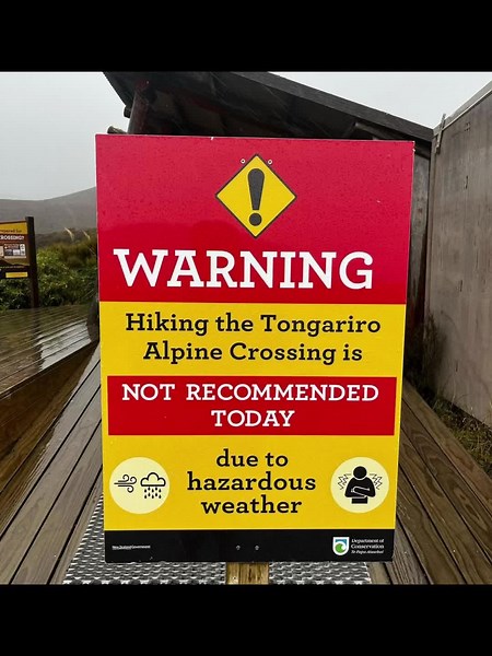 Pissed hike up the Tongariro Crossing ‘23 80km wind Thunderstorm ⛈️☔️☄️🏔️ #Day2#wrongkickon#fyp