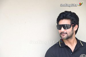 Aadi Photos - Telugu Actor photos, images, gallery, stills and clips - IndiaGlitz.com