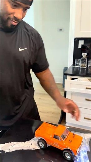 This Tiny Axial Crawler is INSANE 🔥