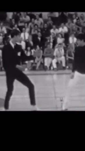 Rare video showing Bruce Lee's true speed