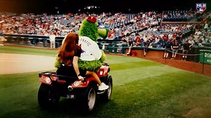 On a scale from 1-10, how well did LG do throwing out the first pitch? | MLB Network