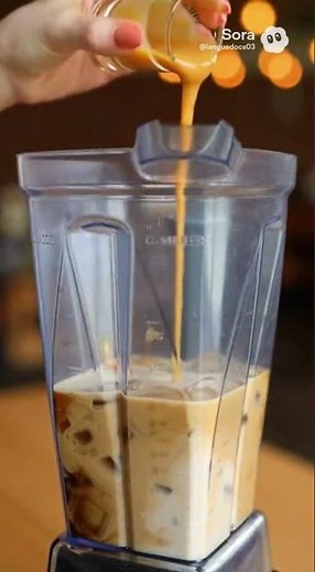 Starbucks Caramel Frappuccino ☕🍯 (Recipe in Description)
