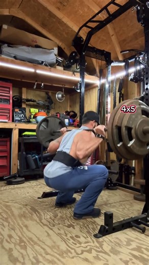 Devin Walker on Instagram: "Stronger legs, stronger life. Show up today. #Fyp #workout #powerlifting #bodybuilding #homegym"