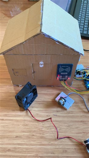 1.2K views | Contrôle d’une porte automatique en utilisant la carte Arduino, le module RC522 RFID et le capteur de Gaz MQ-135 #domotique #arduino #Electrique | Méchant Circuit | Facebook