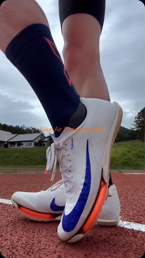 よしき | YOSHIKI KAMINAGA | Nike AirZoommaxfly2を長距離ランナーが履く。 前作よりマイルドな履き心地で100m-400mだけでなく1500mもいけそう※いくな @nikerunning @niketokyo #刻んでいこうぜ #nike #running #スパイク | Instagram