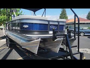 23' Manitou Encore SR Tri-Toon boat with a Mercury 200hp available now at Pro Caliber Vancouver.