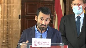 🏫👶👧🧒 El conseller Vicent Marzà ha mantingut una reunió amb el president Ximo Puig i la consellera de Sanitat Universal i Salut Pública, Ana Barceló, sobre l'inici de curs 2020-2021 i en la què s'han anunciat mesures per enriquir el model d'aules segures preparat. Per a reforçar aquests preparatius es crea una comissió de seguiment permanent entre els responsables d'Educació i de Sanitat. 📄ℹ🏨🏫Elaborem un protocol específic amb la finalitat de reforçar la comunicació entre els centres educa