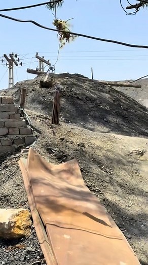 6.2K views · 53 reactions | Have you ever seen mining like this Blackdiamond mining in deep underground #Minecraft #undergroundmining #blackdiamond #hiddentreasures #minetunnel | Rock Salt | Facebook