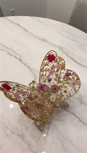 Beautiful Butterfly Book Stand DIY with Resin