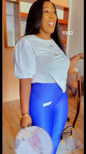 Fashion Lookbook: Women's Style in 1982