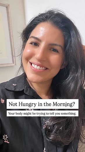 Not Hungry in the Morning? Here’s a TCM perspective 😋 — That lack of morning hunger isn’t “willpower” or “intermittent fasting working.” It’s your body quietly saying, “I’m already overwhelmed.” In Chinese Medicine, your metabolism is guided by your Spleen Qi, the energetic force that transforms food into usable energy. When it’s strong, you wake up ready to eat and energized. When it’s weak, your body literally can’t handle more input, so it shuts down your appetite. Three reasons this happens