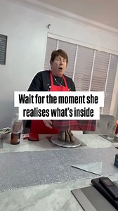 Mandy collected her Mum’s cast a few weeks before Christmas and managed to keep it a surprise until the big day. She sent us this video of her reaction and we LOVE every second of it.. 🥹❤️ . #surprise #reveal #handcasting | Lumilos Dundee