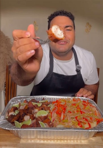 Yuca al Mojo con Chicharrón: Receta Sabrosa