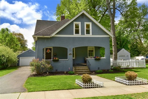 105 Edgewood Ave, Longmeadow, MA 01106 - MLS 73516547 - Coldwell Banker