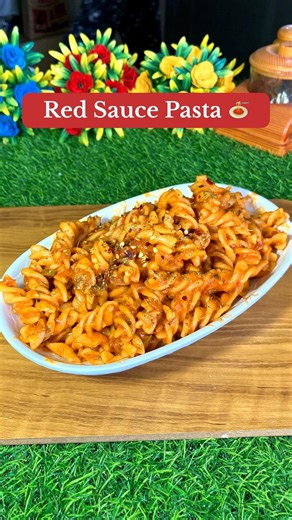 Red Sauce Pasta 🍝 in 10 Minutes | Easy Pasta Recipe 🥰 #shorts #redsaucepasta #pasta #youtubeshorts