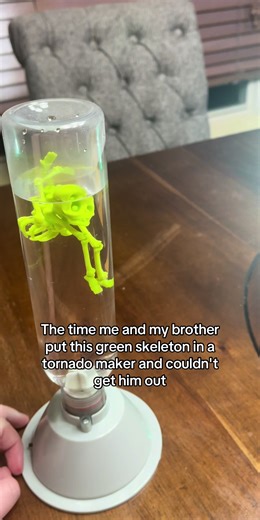 Funny Green Skeleton Tornado Maker Adventure