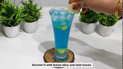 1.3K views | Blue Lagoon Mocktail | Refreshing Mocktail | Summer Drink | Sunita Agarwal Ingredients Required- Lemon 1 tbsp sugar syrup 2 tbsp blue lagoon mocktail syrup Sprite #bluelagoon #mocktail #refreshingdrinks #summerdrink #recipes | Sunita Agarwal | Facebook