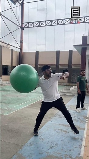 Team building balloon or ball game #ballgame #outdoorgames