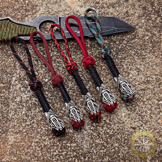 Captain Davy Jones Keychain, Pirates of the Caribbean Knife Pendant, Flying Dutchman Survival Paracord, Men's Pirate Jewelry Gift - Etsy