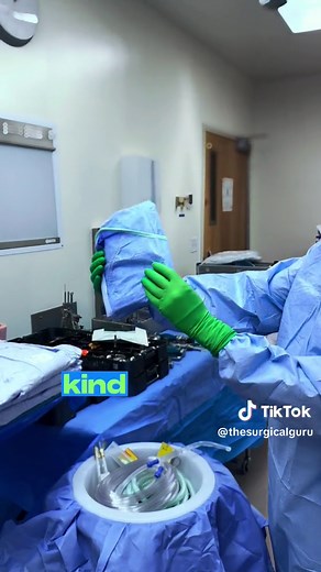 How To: Gowning & Gloving For Surgery #SurgicalTechnogist #SurgicalTech #TheSurgicalGuru