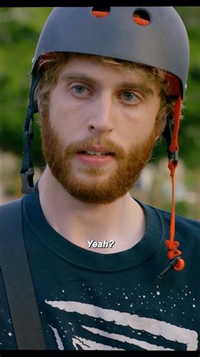 Two Scammers Stage a Car Accident to Extort Money, But the Driver Sees Through It and Fights Back