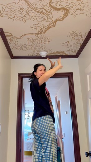 I’m sorry my butt is so heavily featured in this my tripod can only go so high and I can’t control that it exists ahaha anyway I LOVE this diy project and can’t believe I accomplished it because I always assumed it was much harder. Watch me installing crown moulding everywhere now | Tay BeepBoop